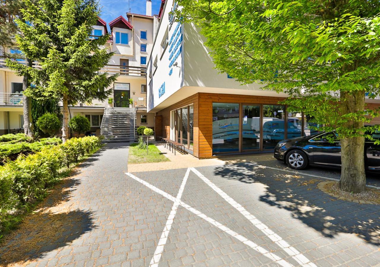 Osrodek Wypoczynkowy Balt-Tur Feel Well Resort Jastrzębia Góra Buitenkant foto