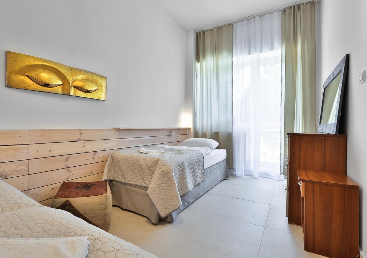 Osrodek Wypoczynkowy Balt-Tur Feel Well Resort Jastrzębia Góra Buitenkant foto